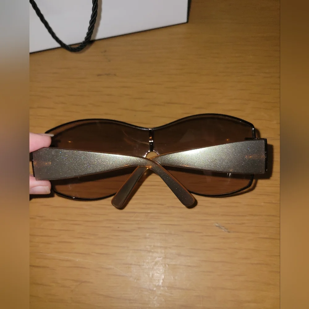 CHANEL Sunglasses with Case, Box, and Shopping Bag - Picture 9 of 9